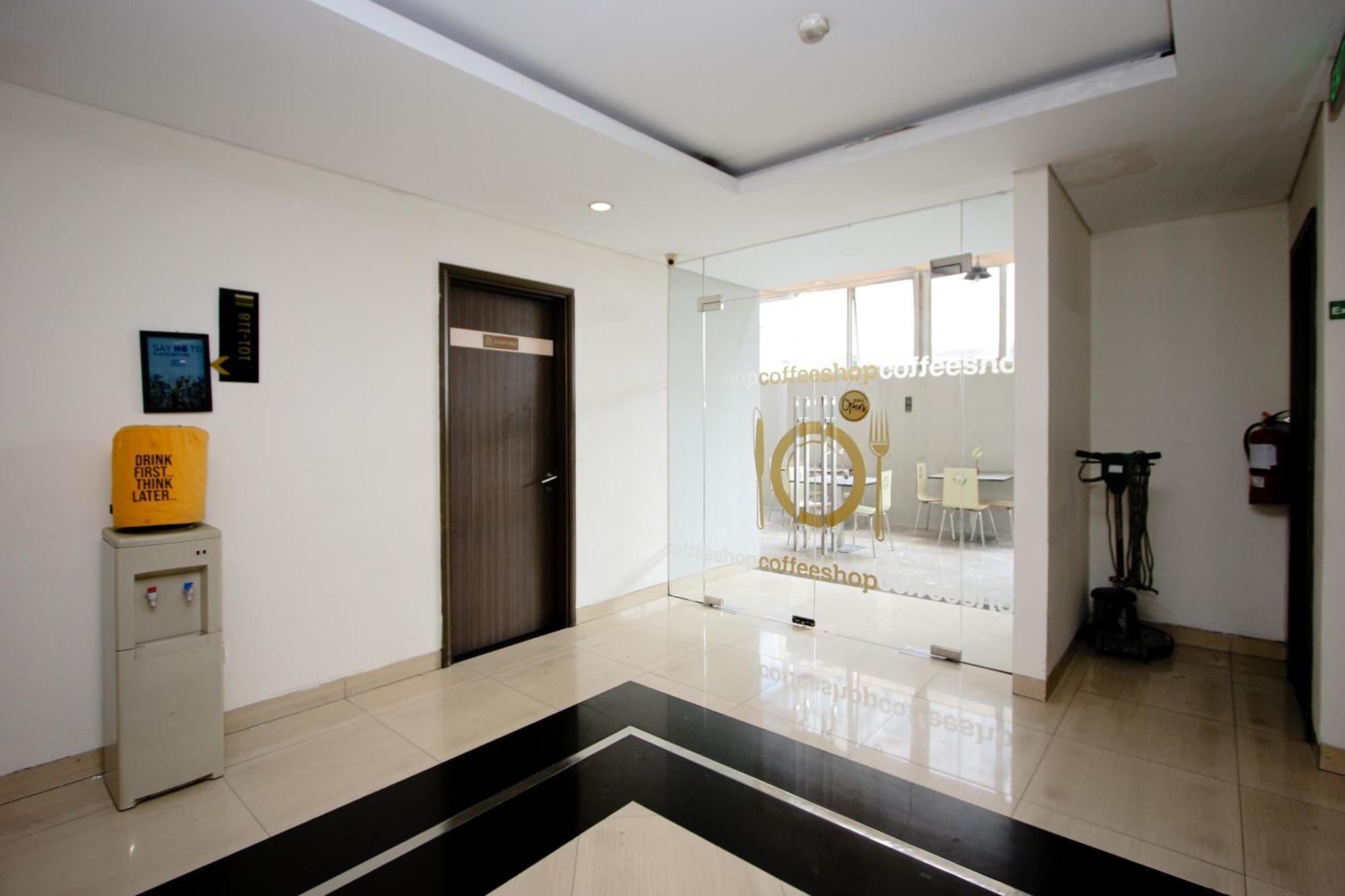 בנדונג Zodiak Asia Afrika By Kagum Hotels מראה חיצוני תמונה