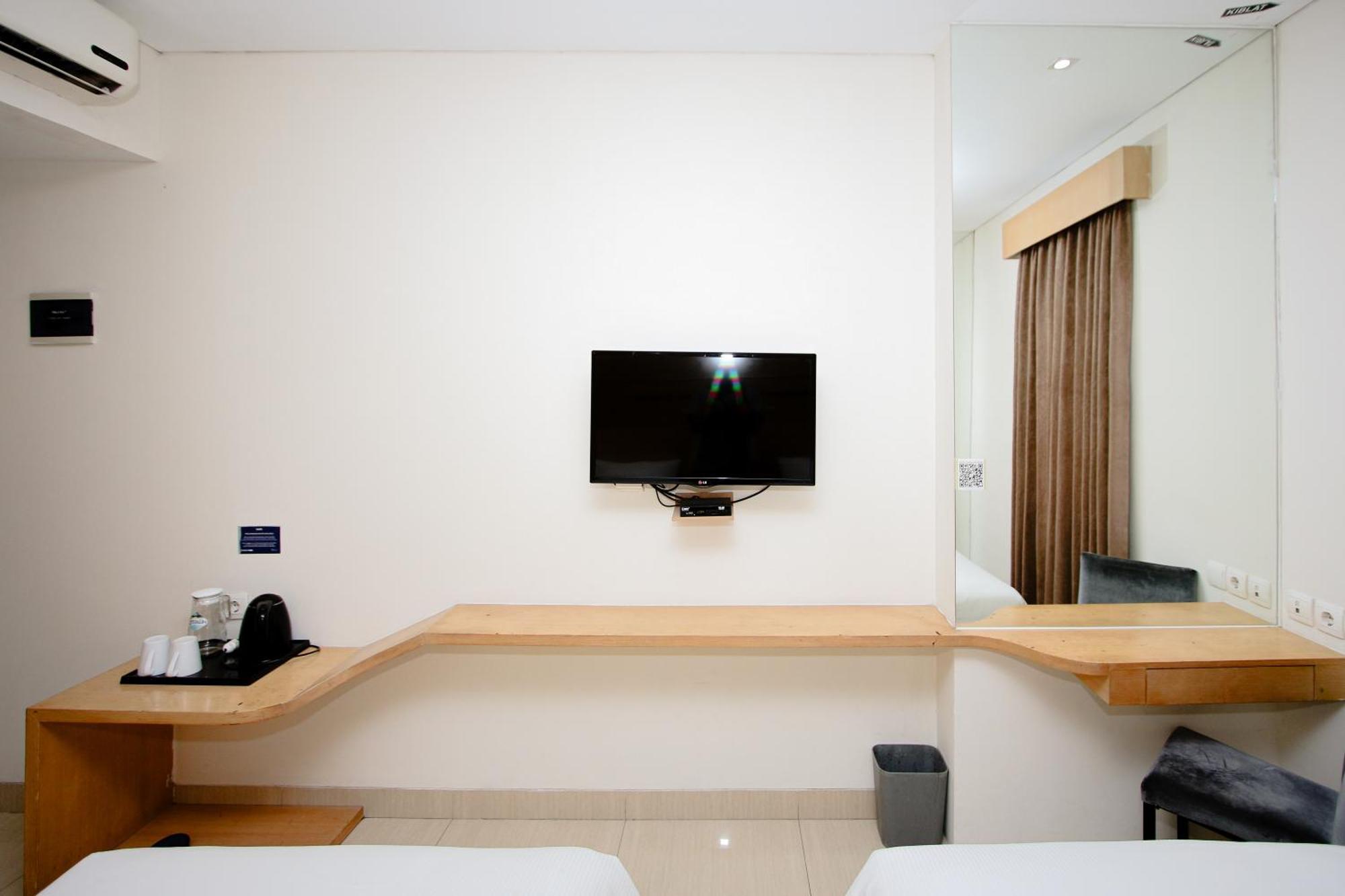 בנדונג Zodiak Asia Afrika By Kagum Hotels מראה חיצוני תמונה