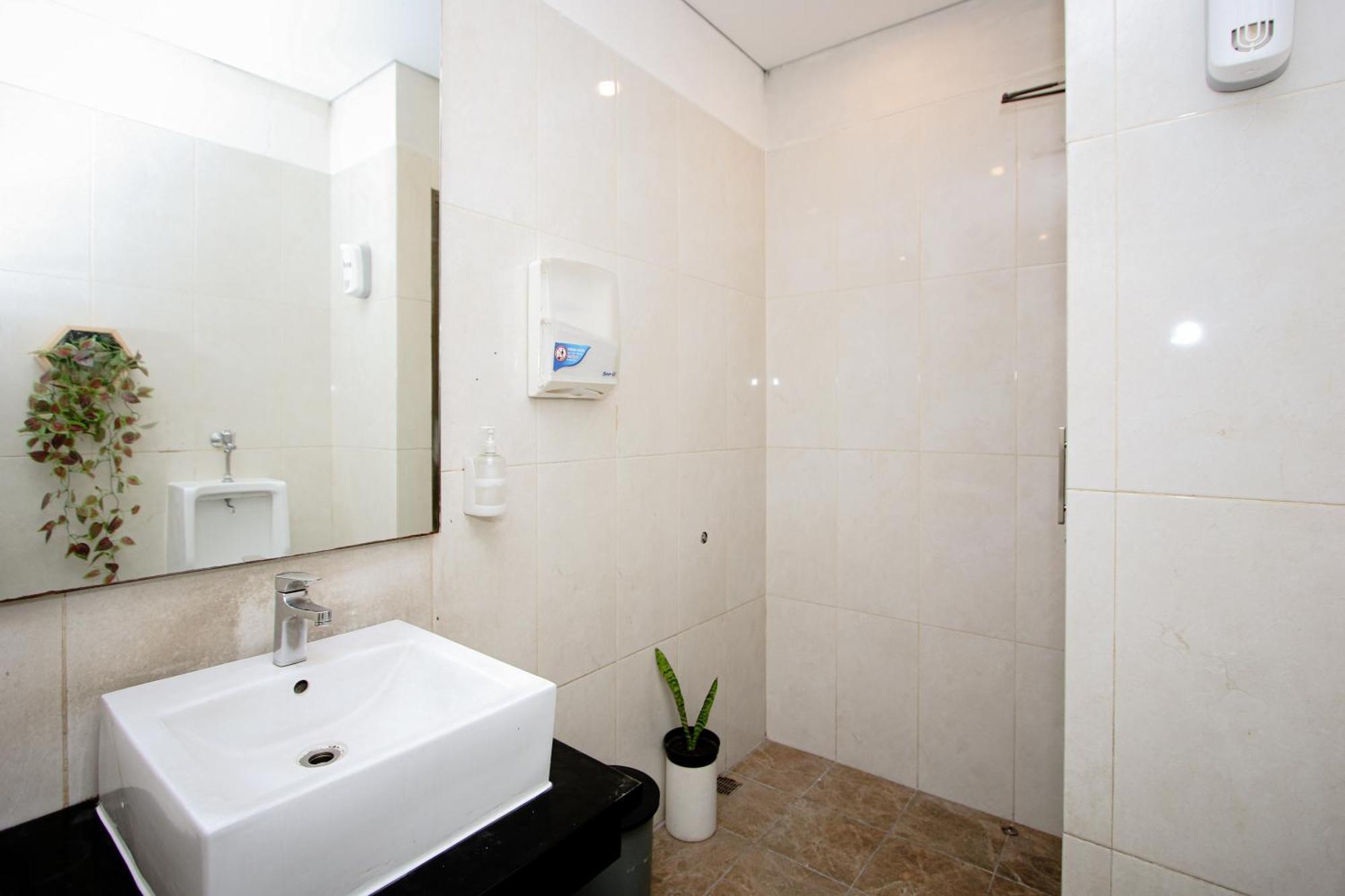 בנדונג Zodiak Asia Afrika By Kagum Hotels מראה חיצוני תמונה