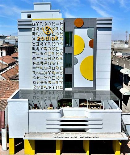 בנדונג Zodiak Asia Afrika By Kagum Hotels מראה חיצוני תמונה