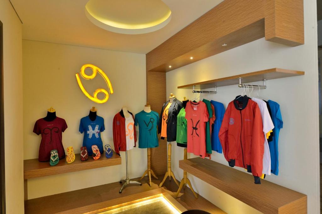 בנדונג Zodiak Asia Afrika By Kagum Hotels מראה חיצוני תמונה