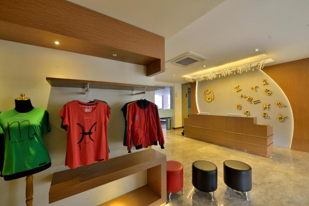 בנדונג Zodiak Asia Afrika By Kagum Hotels מראה חיצוני תמונה