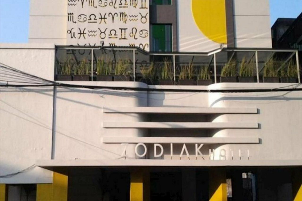 בנדונג Zodiak Asia Afrika By Kagum Hotels מראה חיצוני תמונה