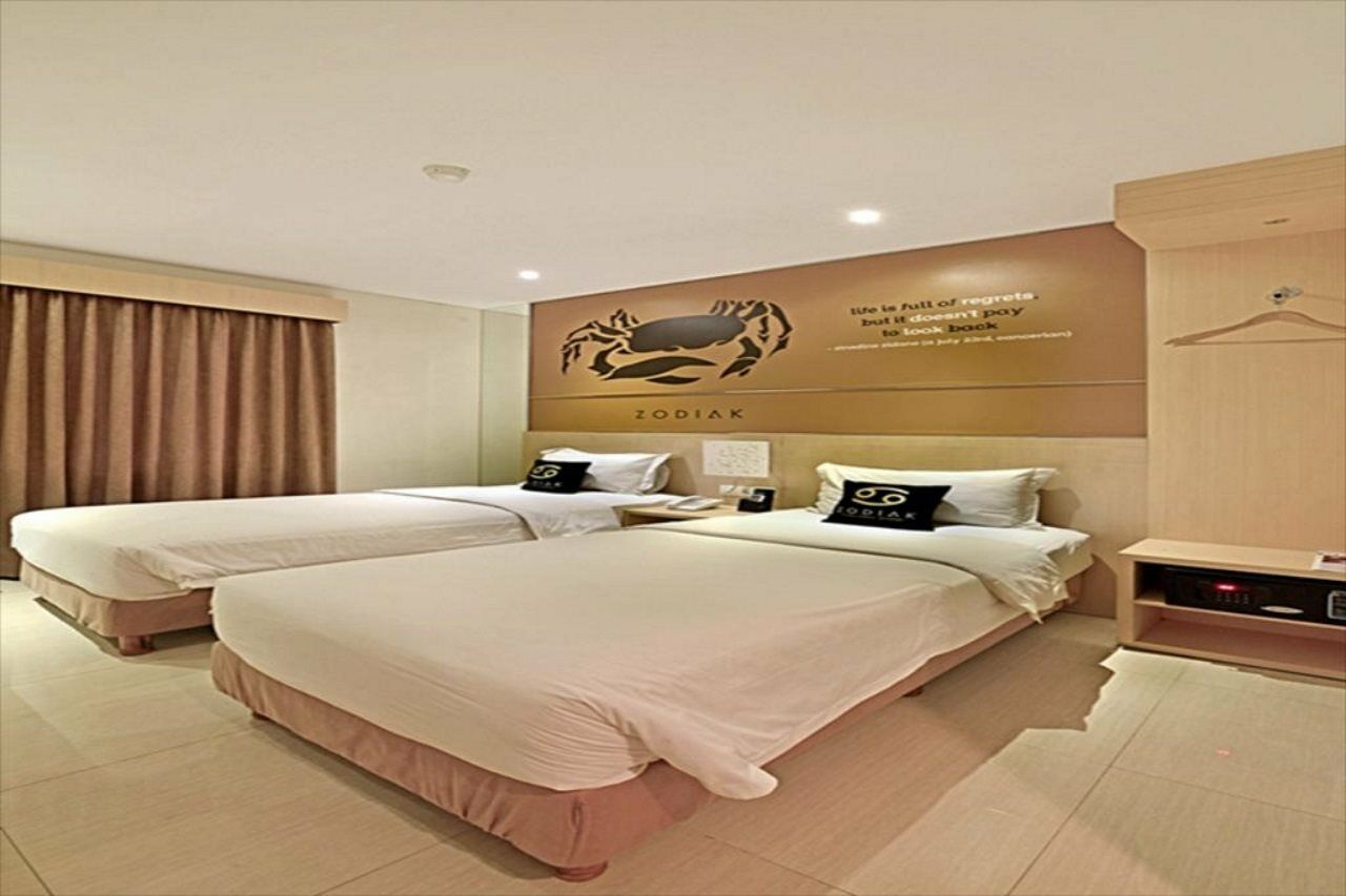 בנדונג Zodiak Asia Afrika By Kagum Hotels מראה חיצוני תמונה