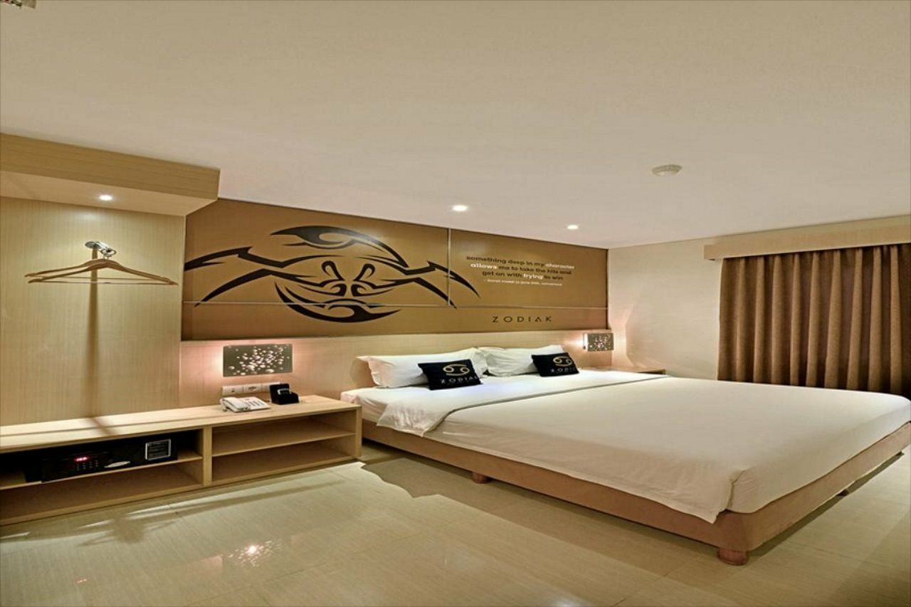 בנדונג Zodiak Asia Afrika By Kagum Hotels מראה חיצוני תמונה